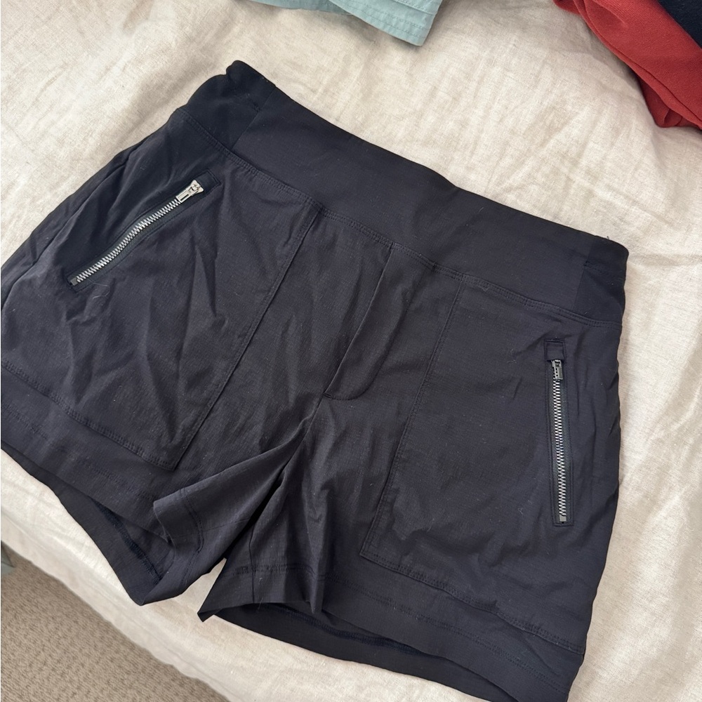 Athleta Black Active Shorts